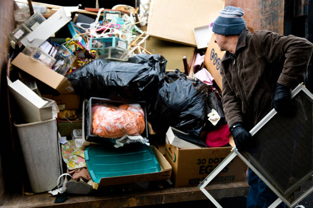 Best Yard Cleanup Services  in Simsbury Center, CT